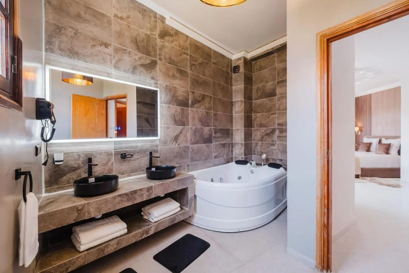 Very Comfortable Villa In The Heart Of Marrakech Marrakesh